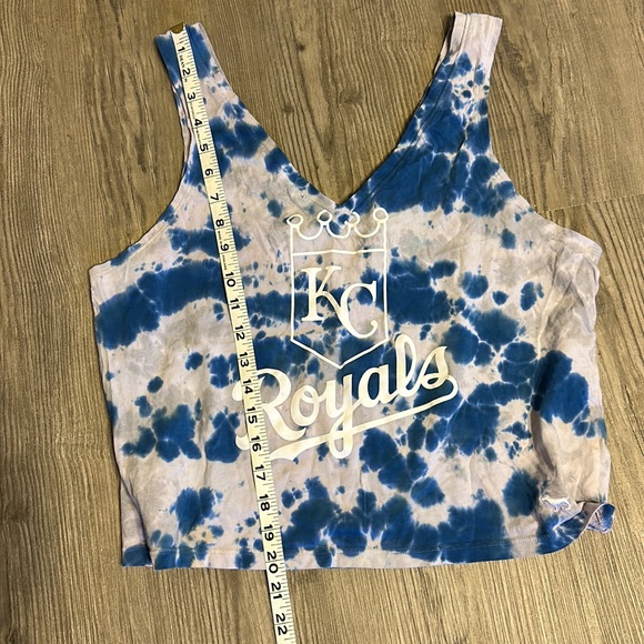 Pink Victoria’s Secret size medium Kansas City royals…. Tank top! SUPER CUTE!! - Picture 9 of 10